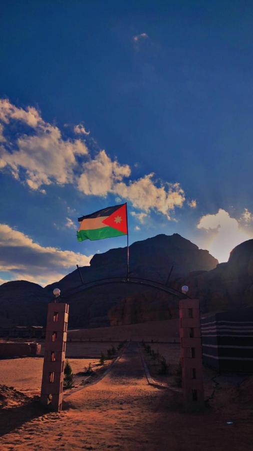 Oryx Camp Hotell Wadi Rum Eksteriør bilde